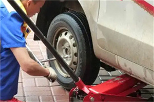 青云谱附近拖车24小时服务热线电话